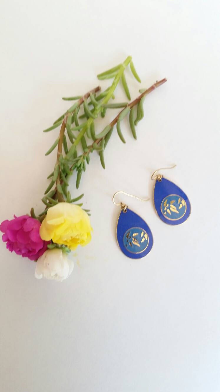 Vintage Emaille Tropfen Baumeln Ohrringe 80Er/90Er Jahre Blue Laurel Haufen - Cloisonne Teardrop Vintage Emaille Tropfen Baumeln Ohrringe 80Er/90Er Jahre Blue Laurel Haufen - Cloisonne Teardrop von ATreasureHunt
