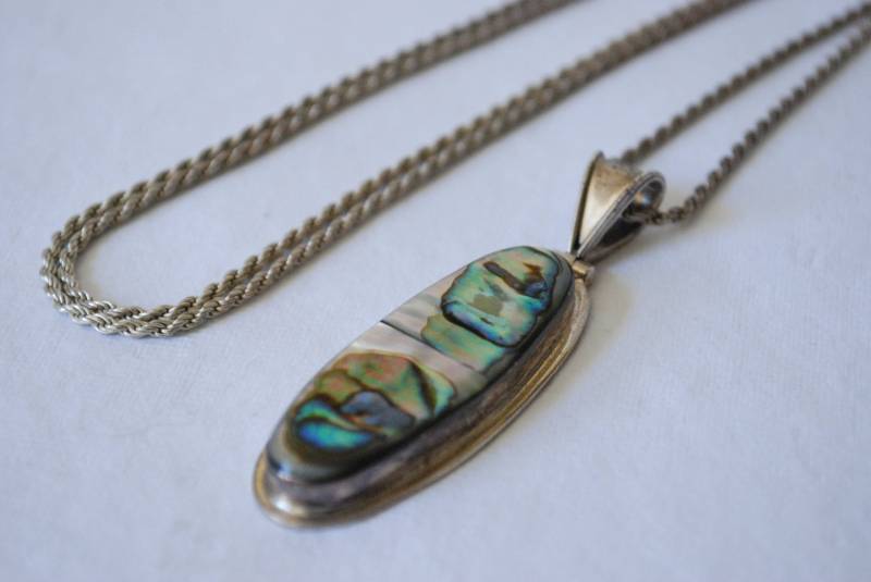 Vintage Große Sterling Silber Abalone Anhänger Und Kette - Halskette Seil-Kette Oval 29" Vintage Große Sterling Silber Abalone Anhänger Und Kette - Halskette Seil-Kette Oval 29" von ATreasureHunt