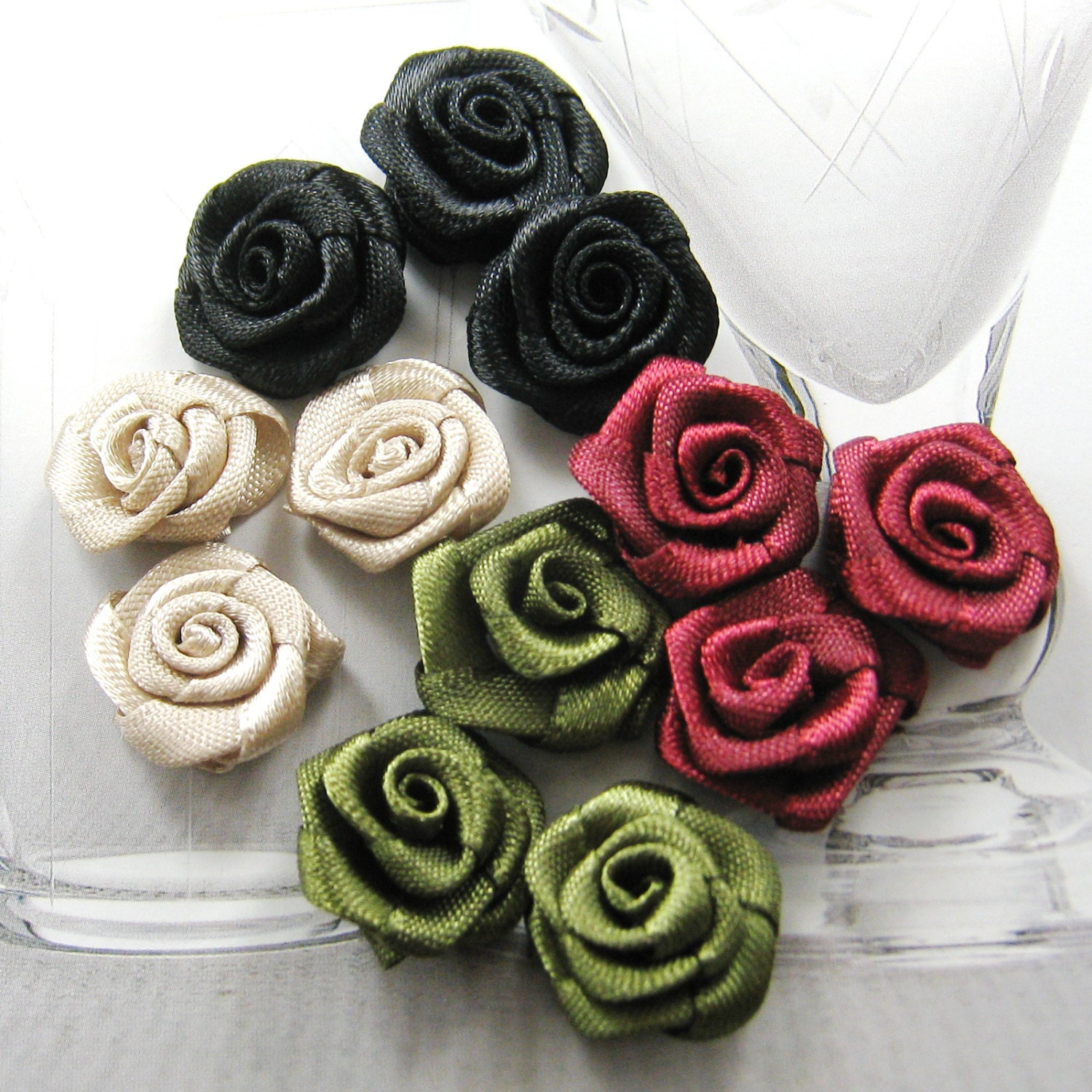40 Stück - 18mm Sortierte Multifunktionsleiste Rose | Rib-F-036 40 Stück - 18mm Sortierte Multifunktionsleiste Rose | Rib-F-036 von ATsupplies