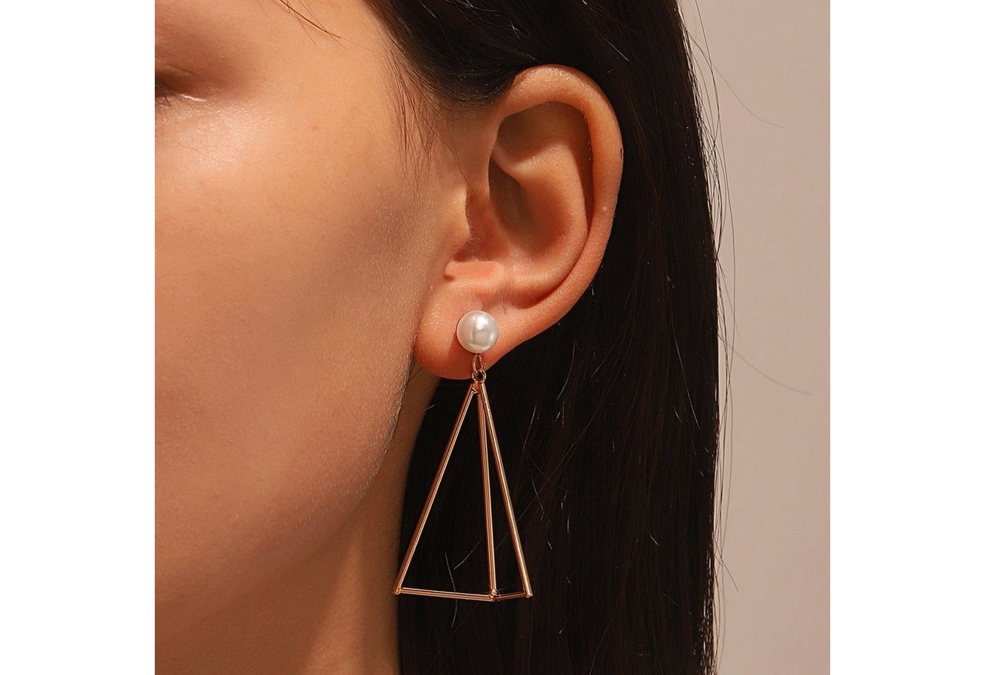 AUKUU Ohrring-Set Entwerfen Entwerfen Sie dreidimensionale dreieckige, Perlenohrringe für Frauen kreative Mode übertriebene hohle von AUKUU