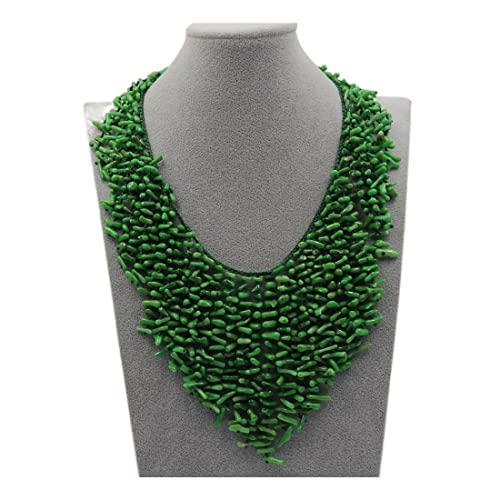 AUOQKQUT Ketten für Damen Schmuck 18-Zoll-natürliche grüne Korallensplitter-Anhänger-Halskette, die for Frauen handgefertigt ist Mode-Accessoires von AUOQKQUT