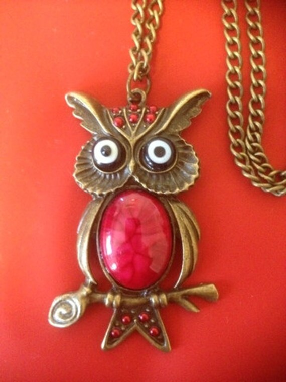 Eule Aus Rotem Achat Und Messing Metall Anhänger Kette Eule Aus Rotem Achat Und Messing Metall Anhänger Kette von AURANABAZAAR