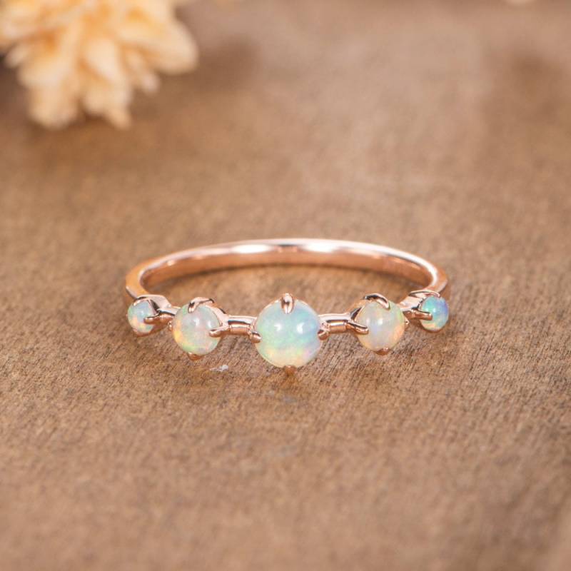Opal Hochzeit Band Frauen Rose Gold Fünf Stein Oktober Birthstone Stapeln Passende Braut Jahrestag Geschenk Für Ihren Ring Versprechen Halbe Ewigkeit von AUSGEMSCo