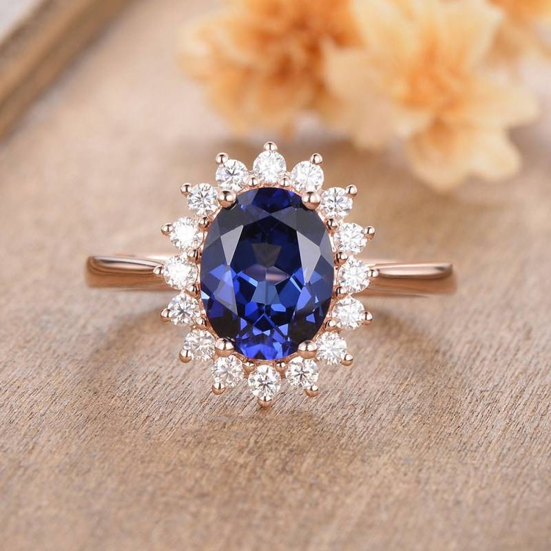 Oval Cut Lab Sapphire Verlobungsring Rosegold Halo Moissanite Diana Prinzessin Ring Braut Ehering Frauen Versprechen Geburtsstein September von AUSGEMSCo