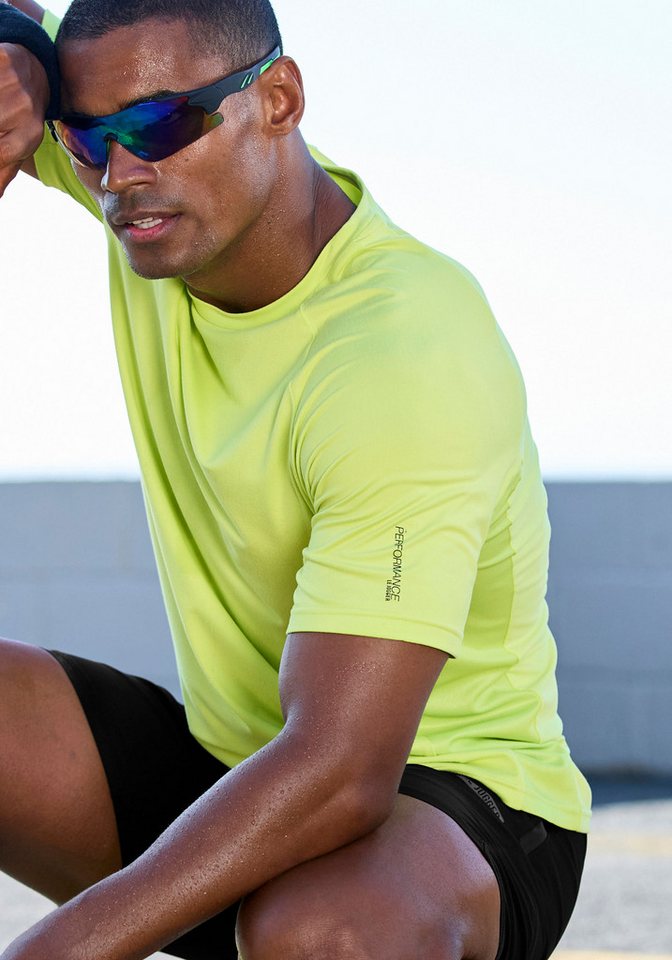 AUTHENTIC LE JOGGER Funktionsshirt mit Rundhalsausschnitt und seitlichen Mesh-Einsatz von AUTHENTIC LE JOGGER