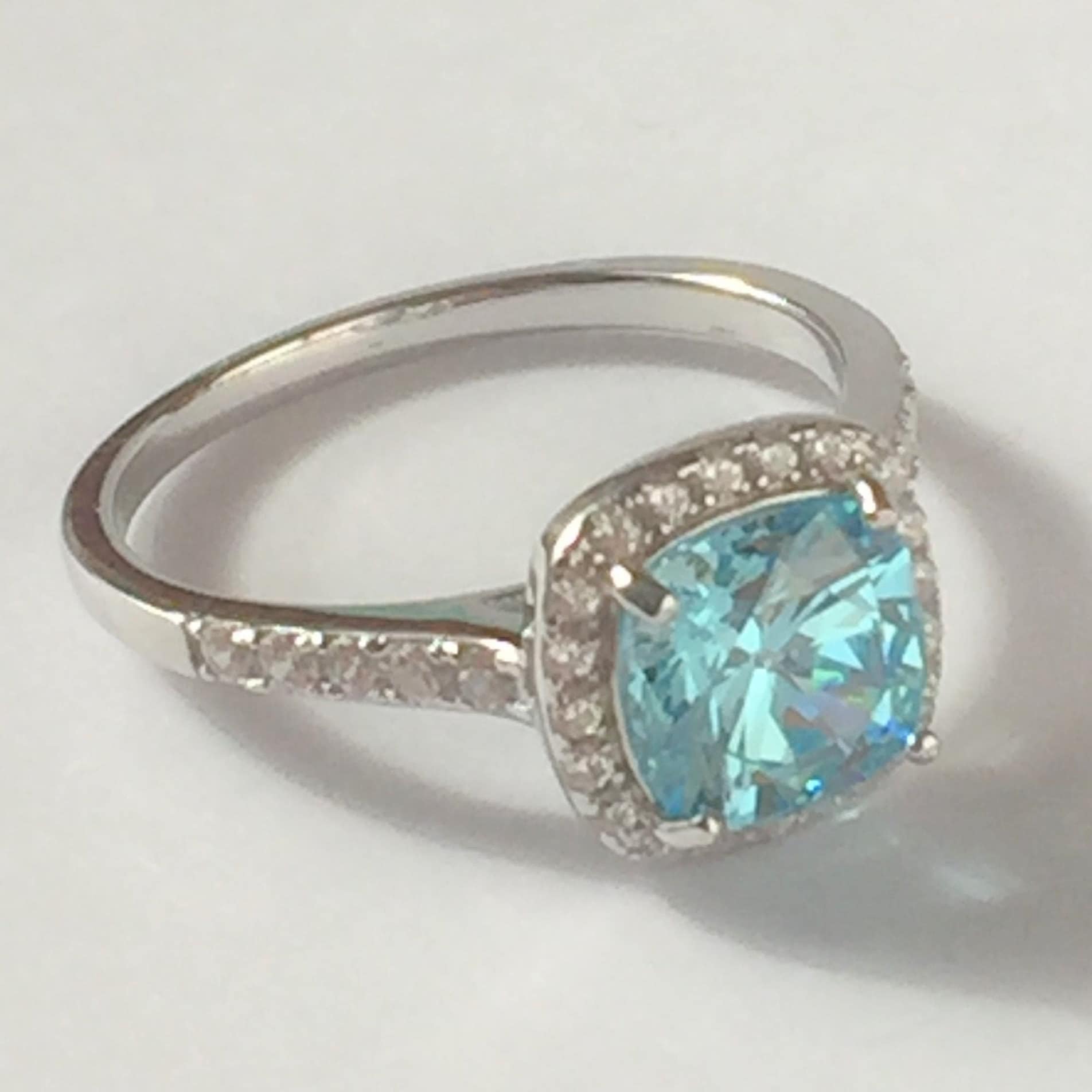 Aquamarin Ring 3Ct Kissen Geschnitten Simuliert Verlobungsring, Ringe Für Frauen, Jahrestagsgeschenk, Versprechen Ring, Halo Kissenring von AUZJewellery