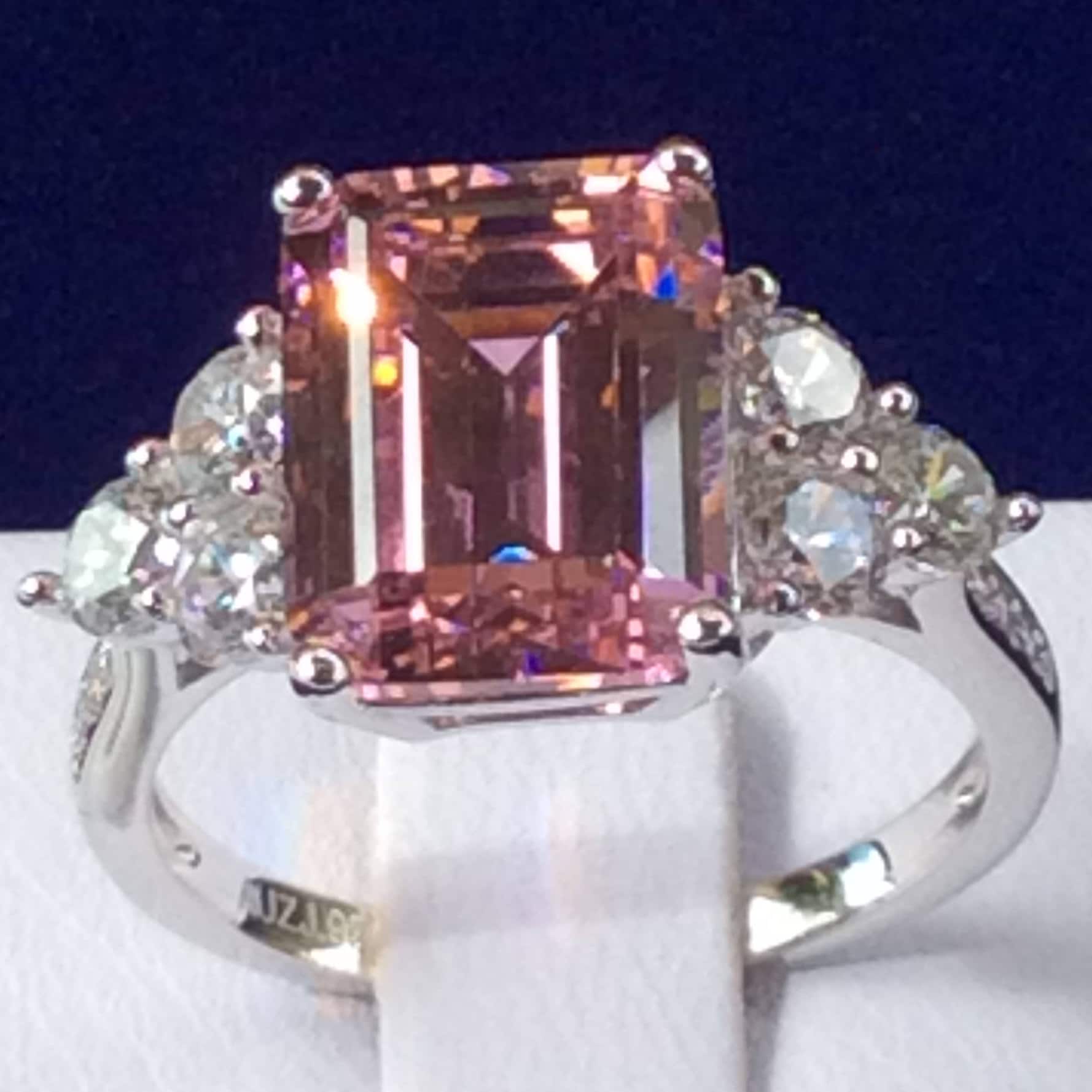 Pink Diamond Engagement Ring, 7Ct Emerald Cut, Simulated Diamond Ring, Sterling Silver, Engagement Jewellery, Rings von AUZJewellery
