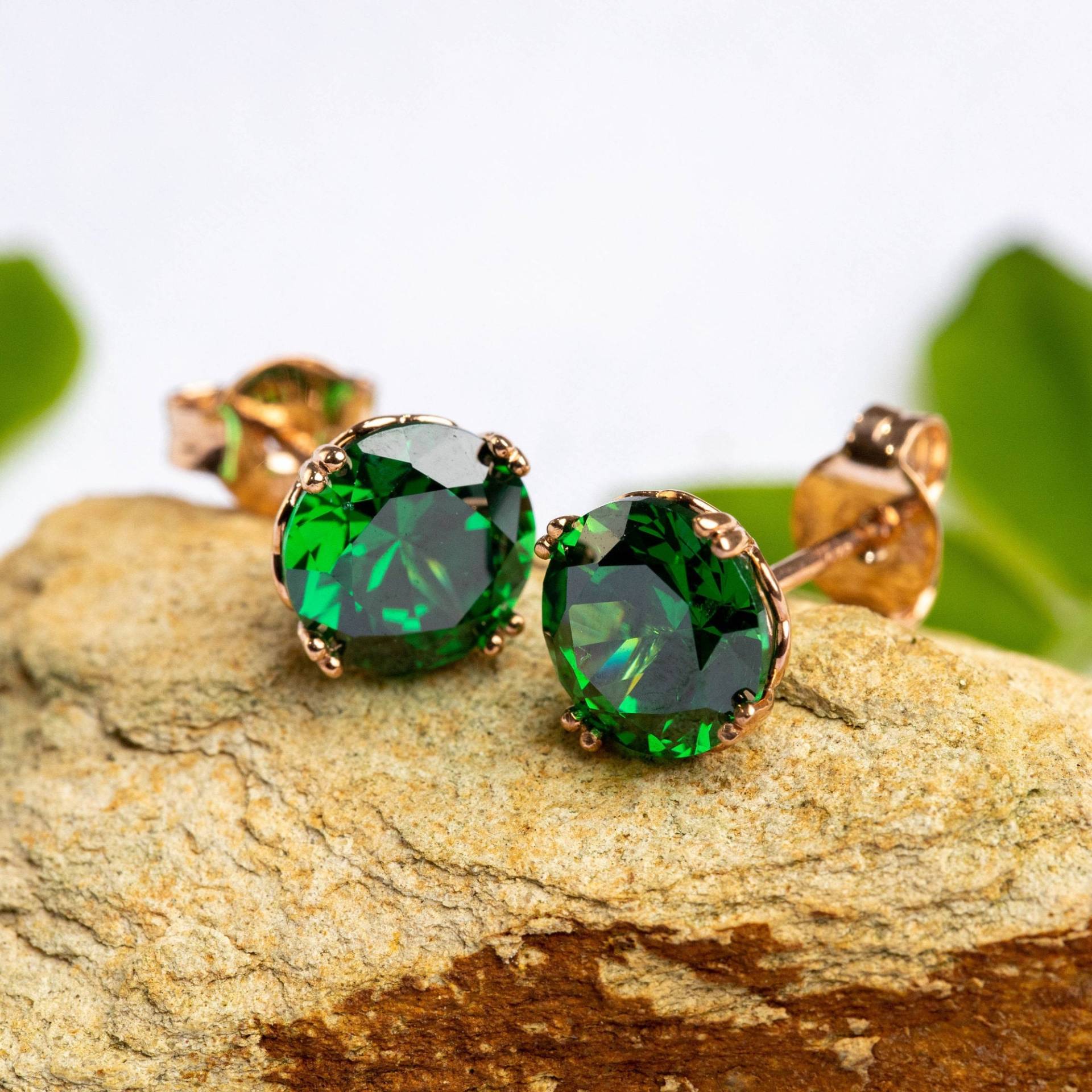 Smaragd Ohrringe Ohrstecker, Goldohrringe in 9K Gold, Simulierte Ohrringe, Ohrringe Rosegold von AUZJewellery