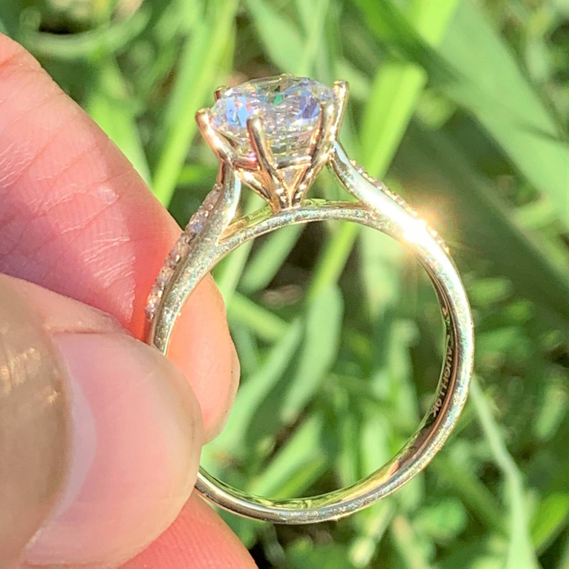 Verlobungsring Simulierter Diamant Verlobungsring, 9K Gold, Diamant, Swarovski, Promise Ring, Größe 4-11 von AUZJewellery