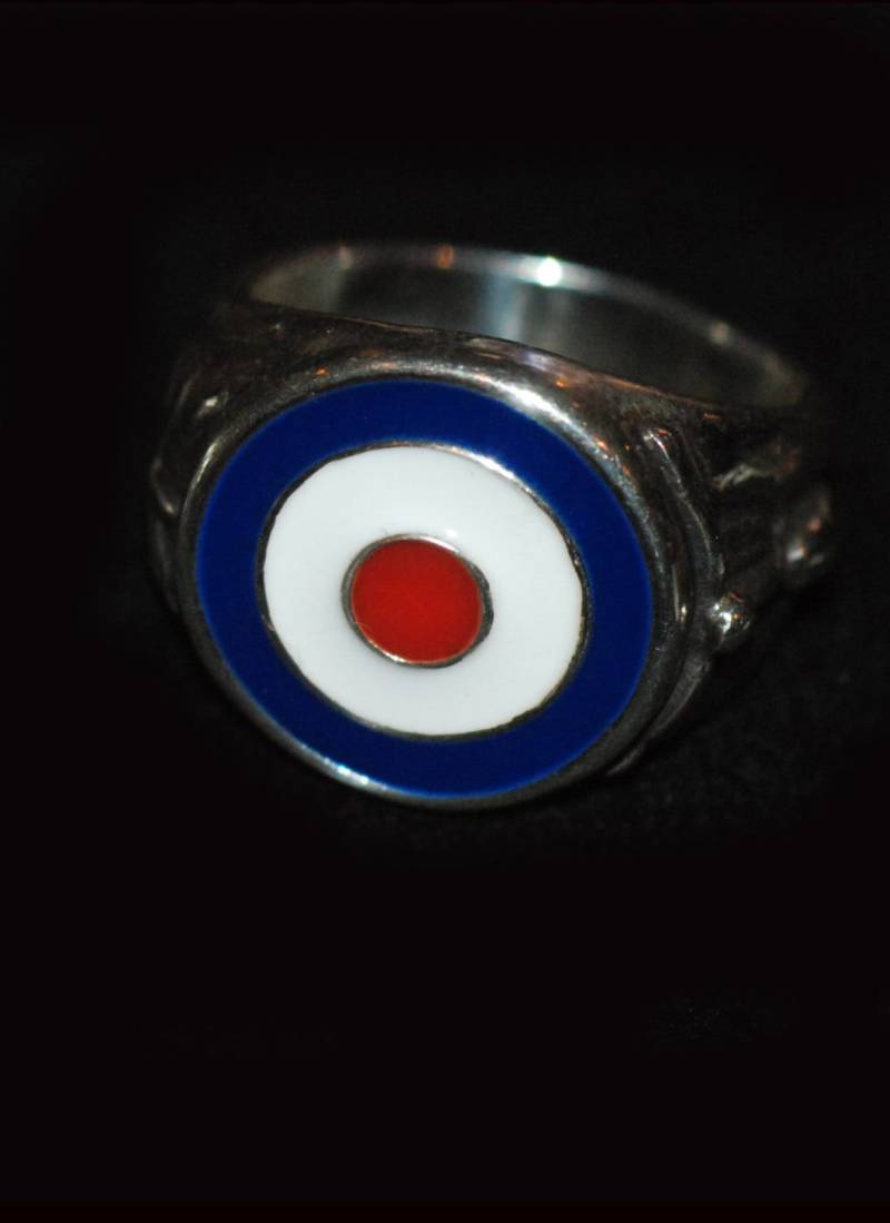 Porzellan Gemalt Mod Ziel-Ring Porzellan Gemalt Mod Ziel-Ring von AVENDGARDE