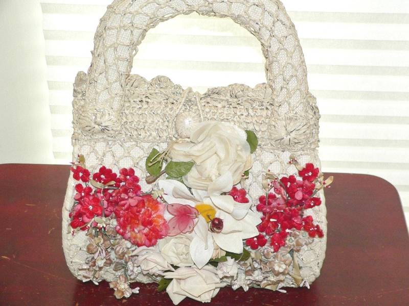 1950Er Jahre Gewebte Geldbörse Mit Blumen Und Biene Schmetterling, Dormar Made in Japan von AVIVB