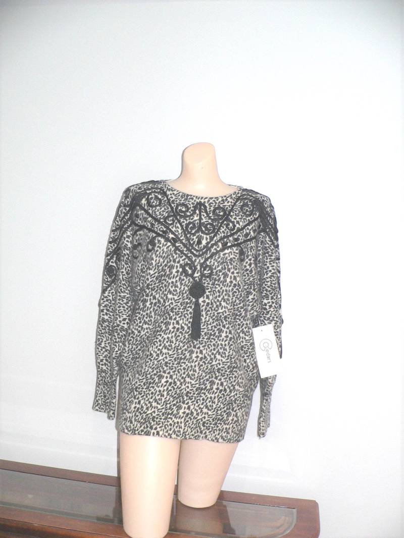 1980Er Jahre Pullover , Nos Leopard Print Pullover, Cedars Animal Mit Schnürungen, Perlen Und Quasten, New Old Stock, Hat Etikett, Größe L von AVIVB