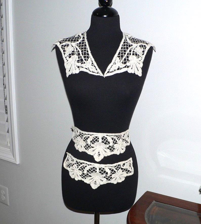 Antike Vintage Honiton Spitzen Kragen Und Manschetten von AVIVB