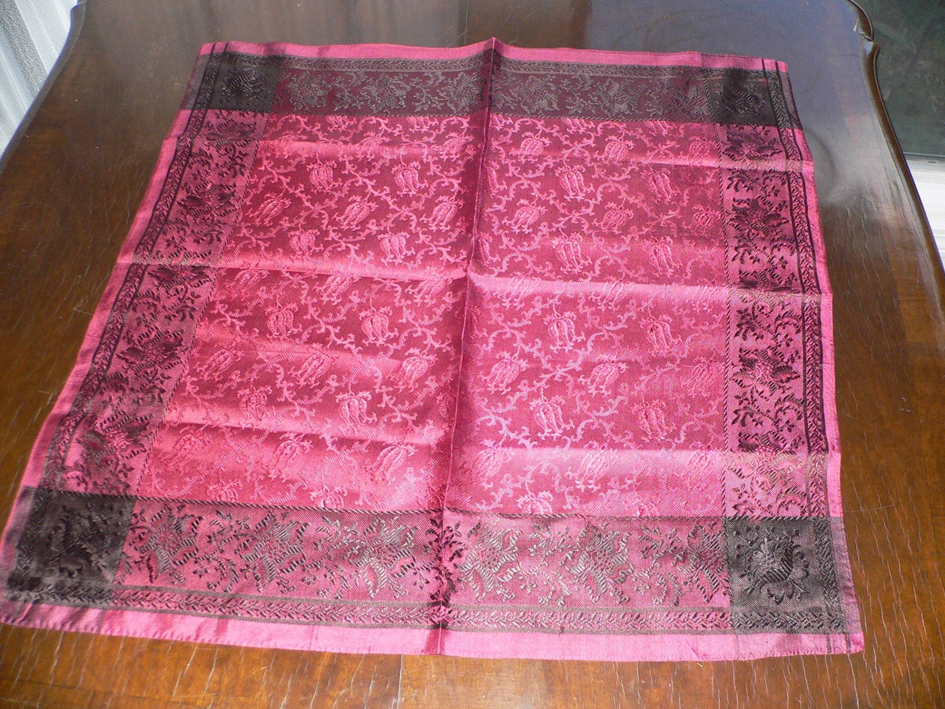 Wunderschönes Antikes Vintage Herren Einstecktuch, Bandana, Halstuch, Einstecktuch von AVIVB