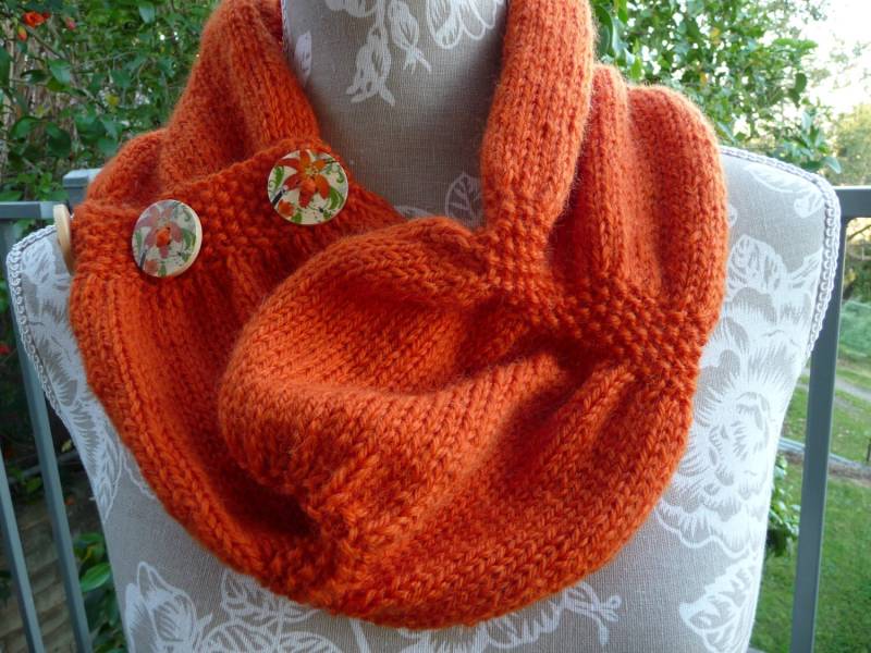 Orangen & Lilien Wolle Schal - 1469 von AVerySmartHat