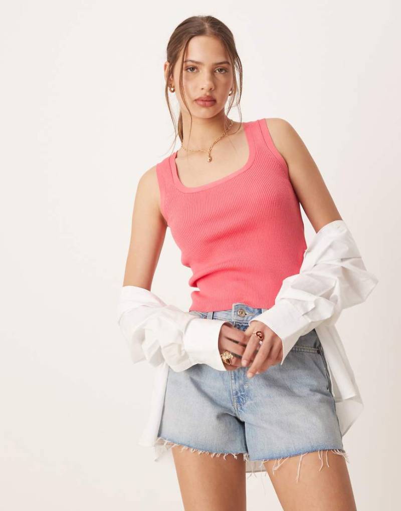 AWARE - Geripptes Tanktop in Rosérosa von AWARE