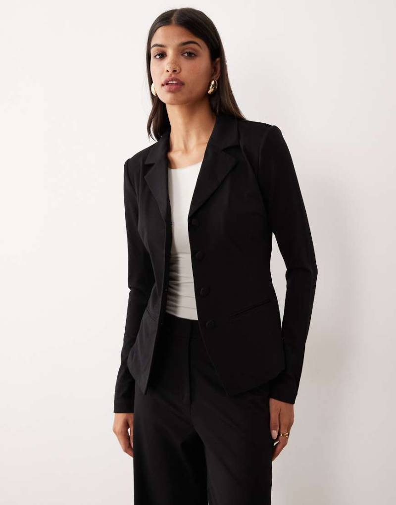 AWARE - Hochwertiger Blazer aus strukturiertem Jersey in Schwarz, Kombiteil von AWARE