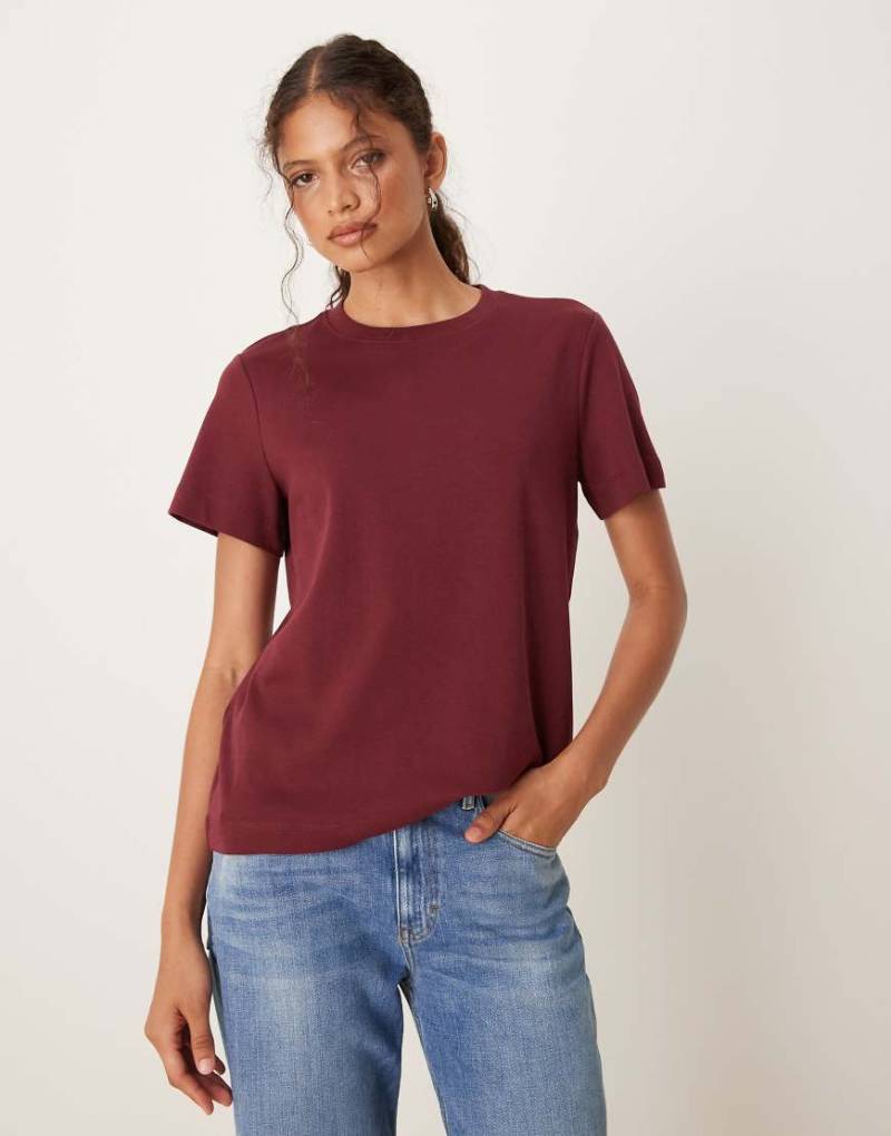 AWARE - Schweres Boxy-Fit-T-Shirt in Burgunderrot von AWARE