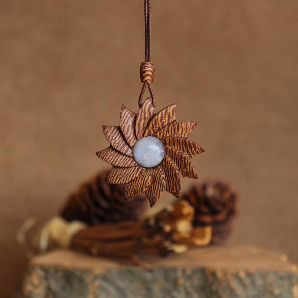 Plate Tree Und Moonstone - Es Ist Aus Platane Mondstein Gefertigt, Alle Details Sind Handgefertigt Plate Tree Und Moonstone - Es Ist Aus Platane Mondstein Gefertigt, Alle Details Sind Handgefertigt von AWENNART