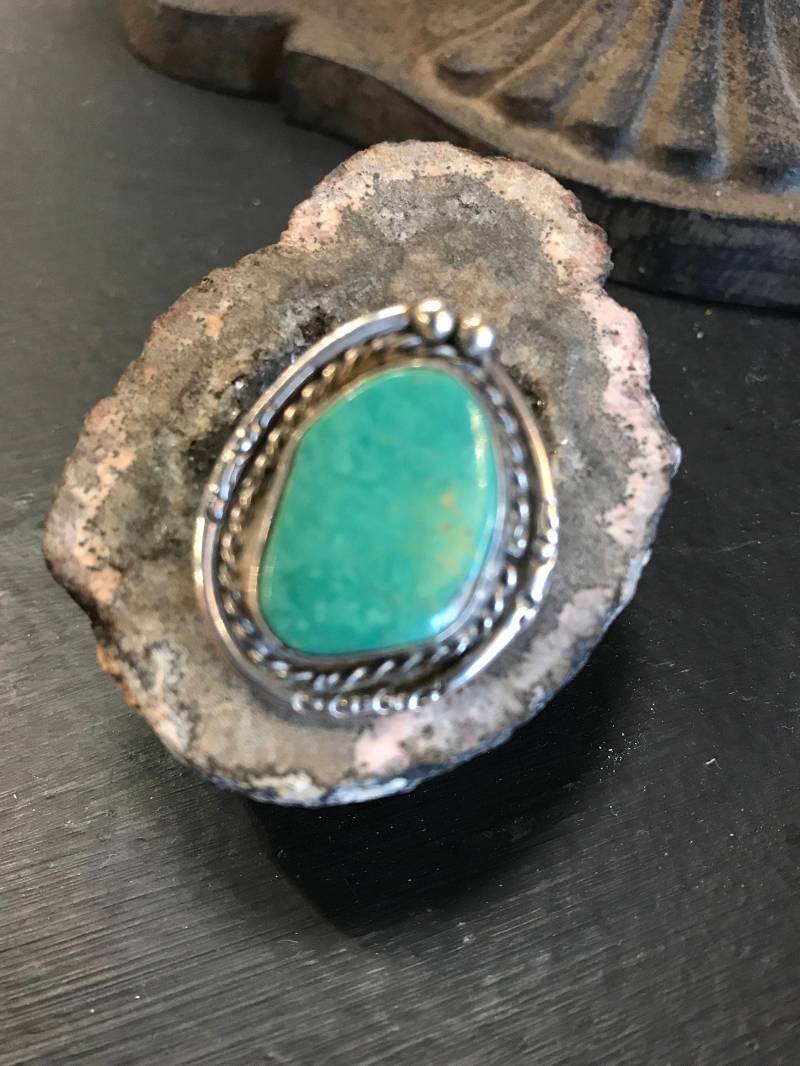 sterling Silber Und Türkis-Seil-Detail-Ring sterling Silber Und Türkis-Seil-Detail-Ring von AWildHareVintage