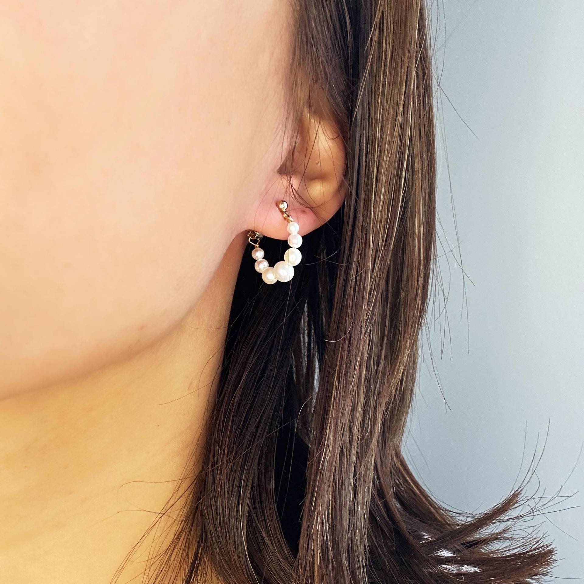 Perlen Creolen, Süßwasser Ohrringe, Hoop Braut Schmuck, Ovale Brautjungfer Geschenke Perlen Creolen, Süßwasser Ohrringe, Hoop Braut Schmuck, Ovale Brautjungfer Geschenke von AWoodenSliver