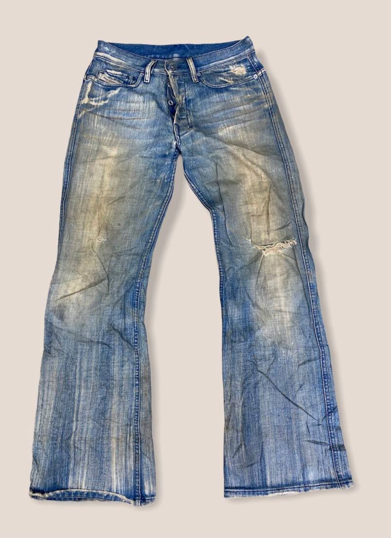 Größe 31 Diesel Dirty Distressed Jeans Made in Italy Flare von AYAANGARAGE