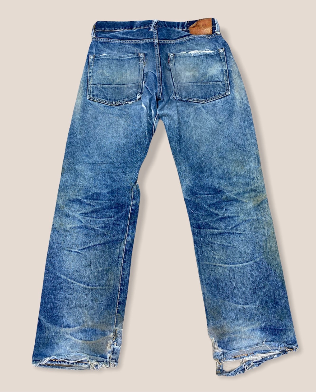 Seltene Evisu Travis Scott Made in Japan Dize 34 Beschädigter Zustand Seltene Evisu Travis Scott Made in Japan Dize 34 Beschädigter Zustand von AYAANGARAGE