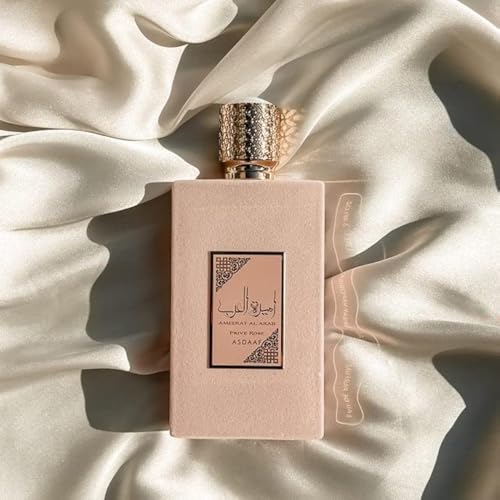 Ameerat Al Arabia Privee Rose Eau de Parfum 100 ml – orientalischer Duft Made in Dubai – Noten Erdbeere, Moschus, Cachmirholz und Vanille – Unisex-Duft, entworfen im Vereinigten Arabischen Emirat von AYAT PERFUMES