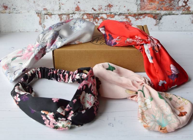 Floral Stirnband Seidiges Twisted Knot Haarband Für Frauen & Mädchen Kaufen 1 Erhalten Gratis von AYStudioUK