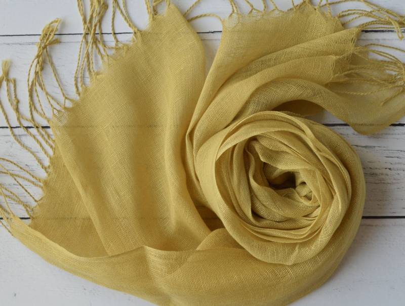 Leinen Schal Pastell Senf Unisex Mit Quasten von AYStudioUK