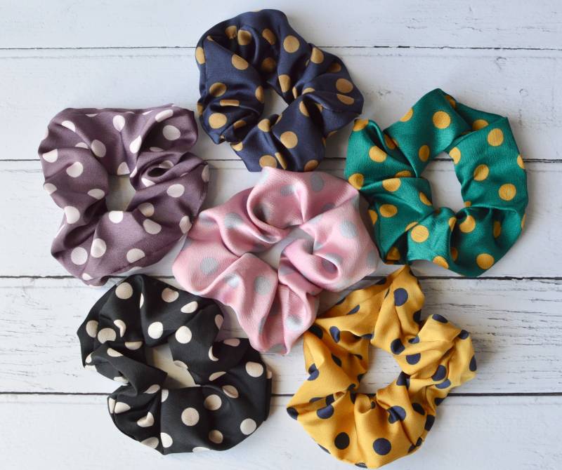 Scrunchies Polka Dot Seidig Satin Damen Mädchen Kaufen 1 Erhalten Gratis von AYStudioUK
