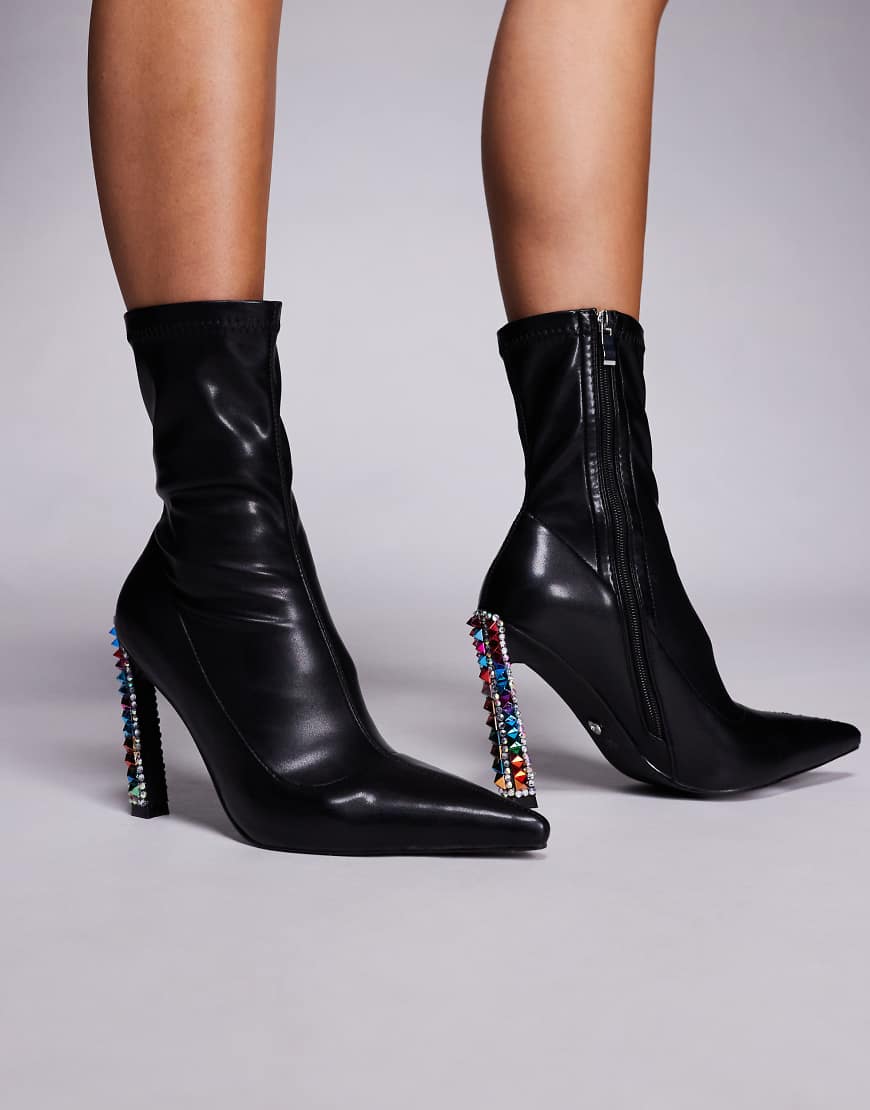 Azalea Wang - Gryffon - Verzierte Ankle Boots in Schwarz mit hohem Absatz Azalea Wang - Gryffon - Verzierte Ankle Boots in Schwarz mit hohem Absatz von AZALEA WANG