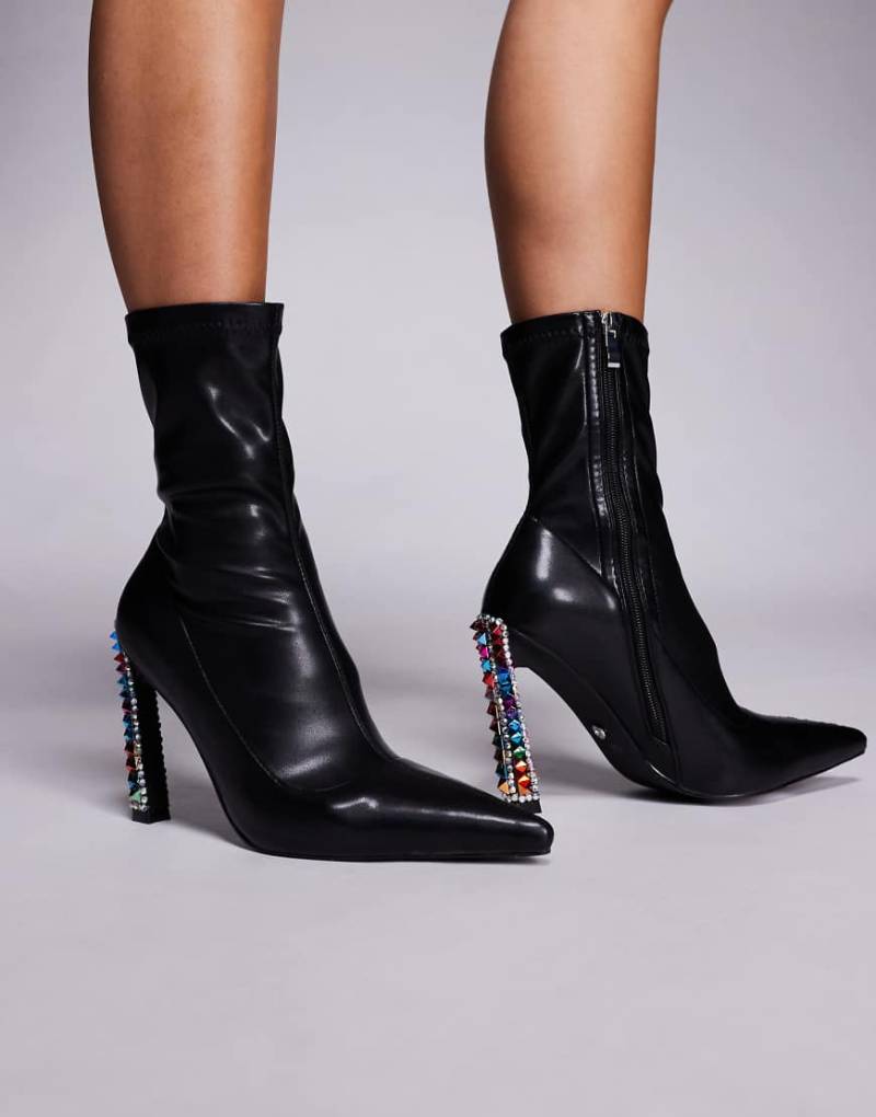 Azalea Wang - Gryffon - Verzierte Ankle Boots in Schwarz mit hohem Absatz Azalea Wang - Gryffon - Verzierte Ankle Boots in Schwarz mit hohem Absatz von AZALEA WANG