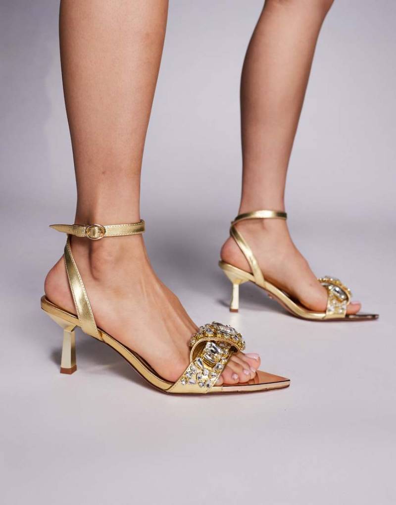 Azalea Wang - Lethe - Sandalen in Gold mit spitzer Zehenpartie und Verzierung-Goldfarben von AZALEA WANG