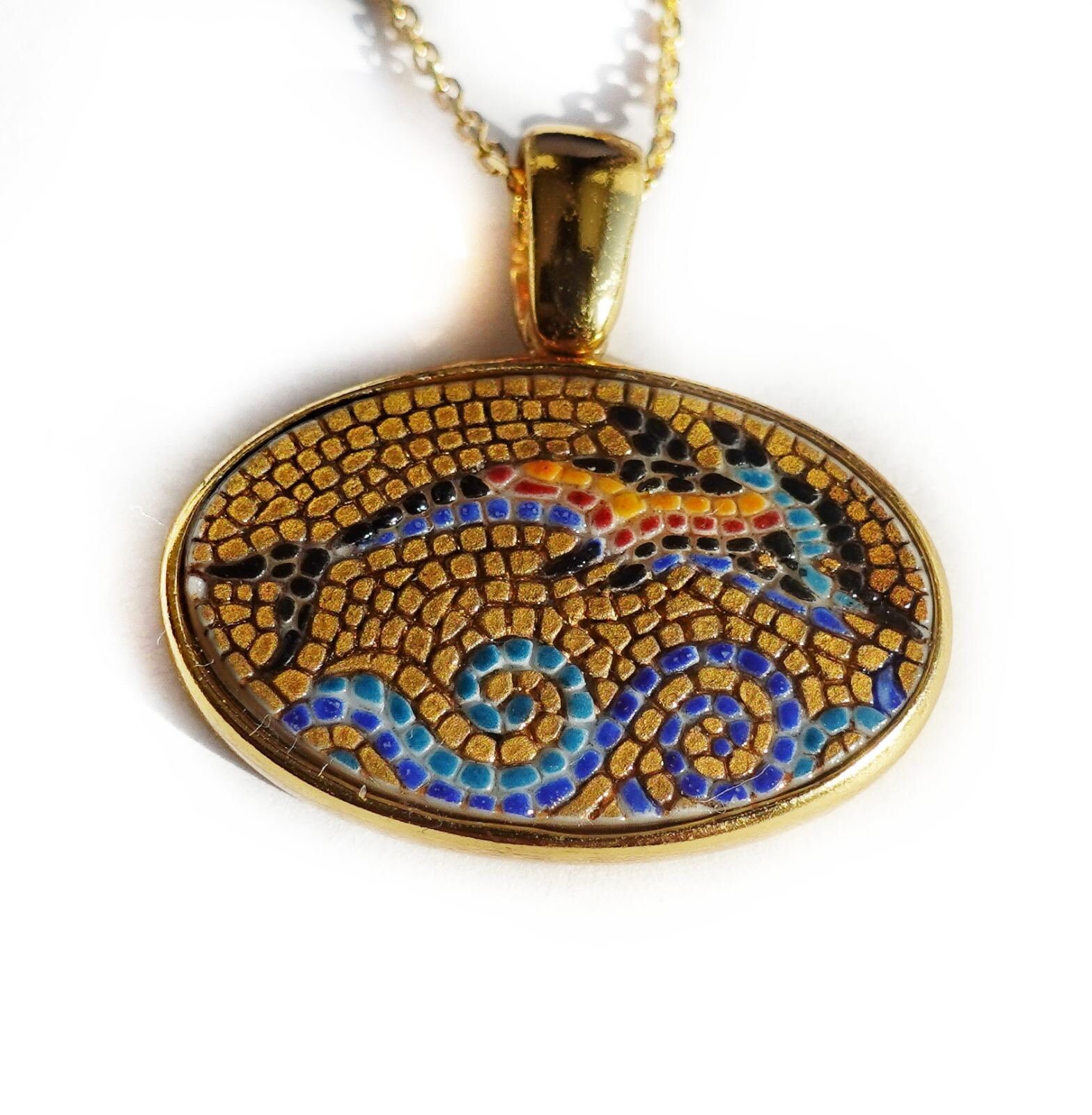 Delfin Mikromosaik Anhänger in Massivem 14K Gold von AZUREbyKYPARISSOS