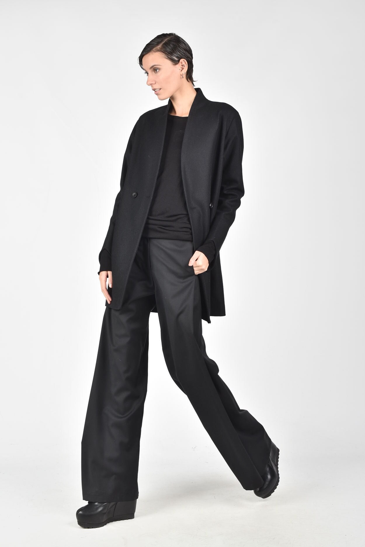 Kurzer Wollmischung Gerader Mantel A07762 von Aakasha