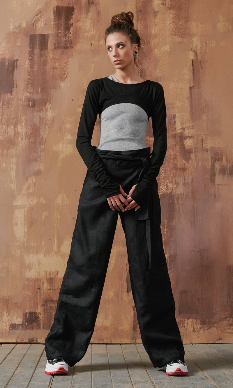 Langarm Rundhals Shrug von Aakasha