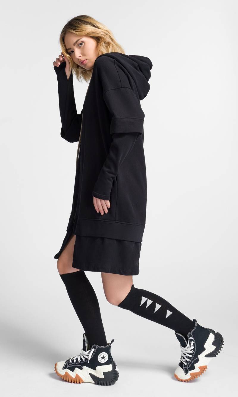 Langer Geschichteter Hoodie Mit Mehreren Ärmeln von Aakasha