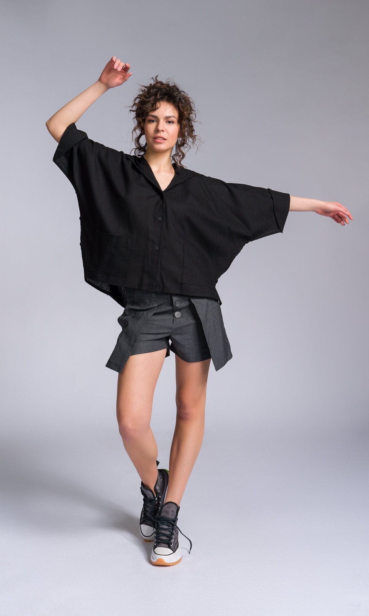 Leinen Kapuzenhemd, Lockere Fledermausärmel, Oeko-Tex Zertifiziert von Aakasha