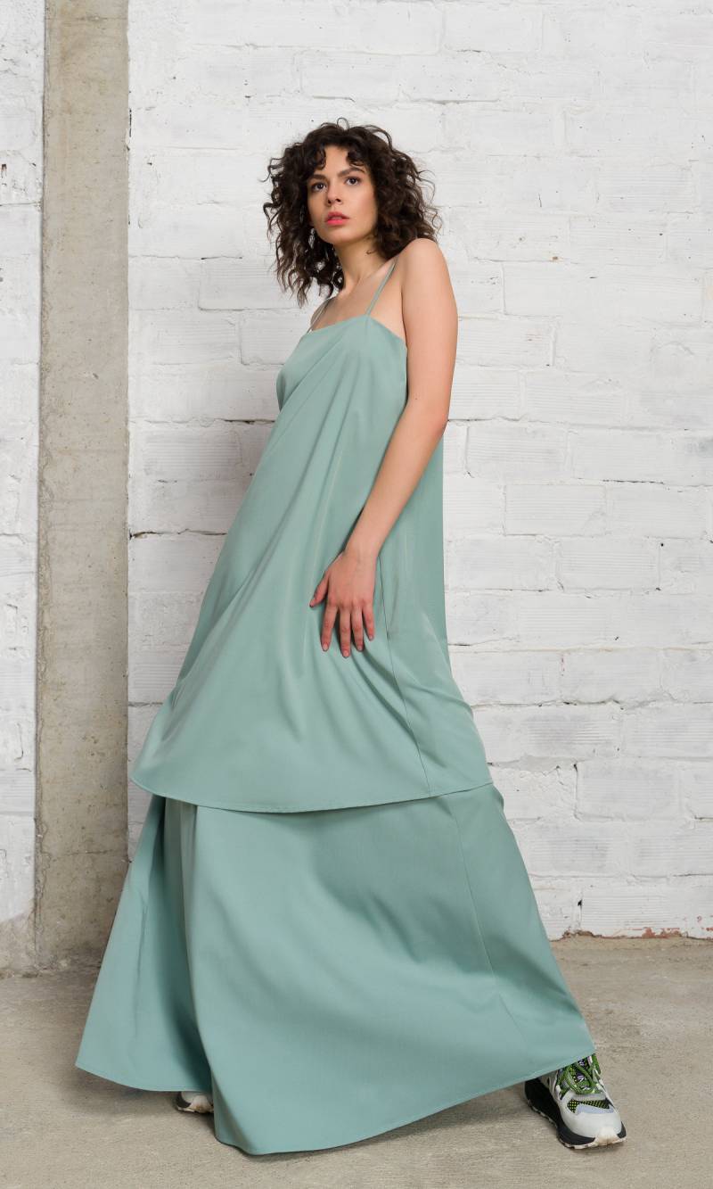 Mehrschichtiges Modulares Maxikleid A92157 von Aakasha