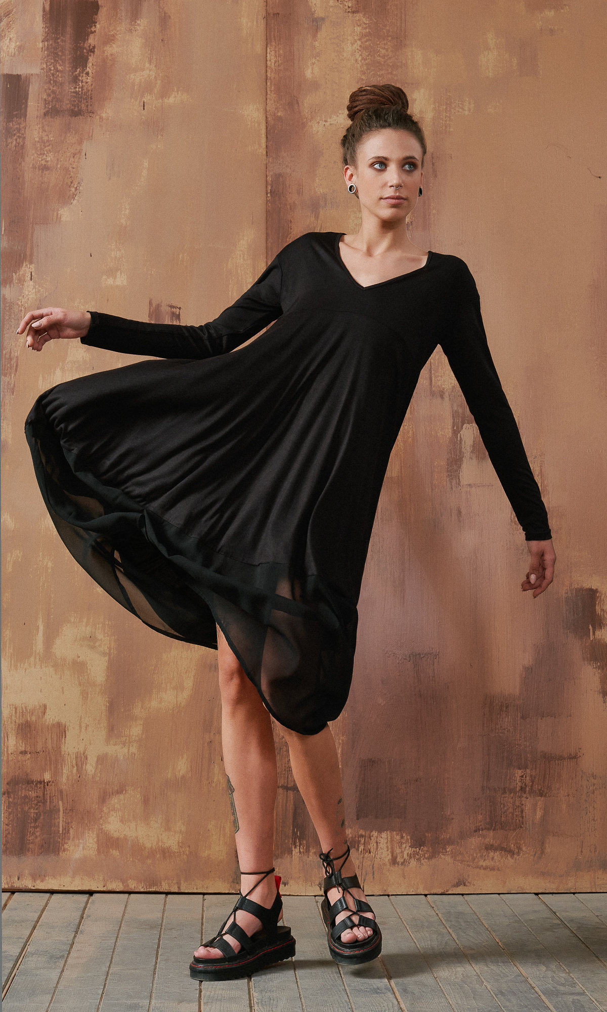 Plus Größe Midi Kleid, Sheer Unteren Enden Boho Fließendes Kleid A92033 von Aakasha