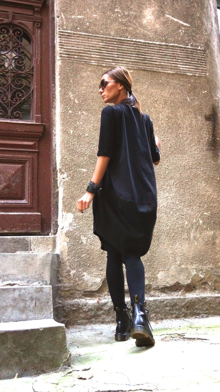 Plus Size Leinen Baumwolle Lockeres Casual Top, Baumwoll Extravagante Tunika, Schwarzes Kleid 3/4 Ärmel A02152 von Aakasha