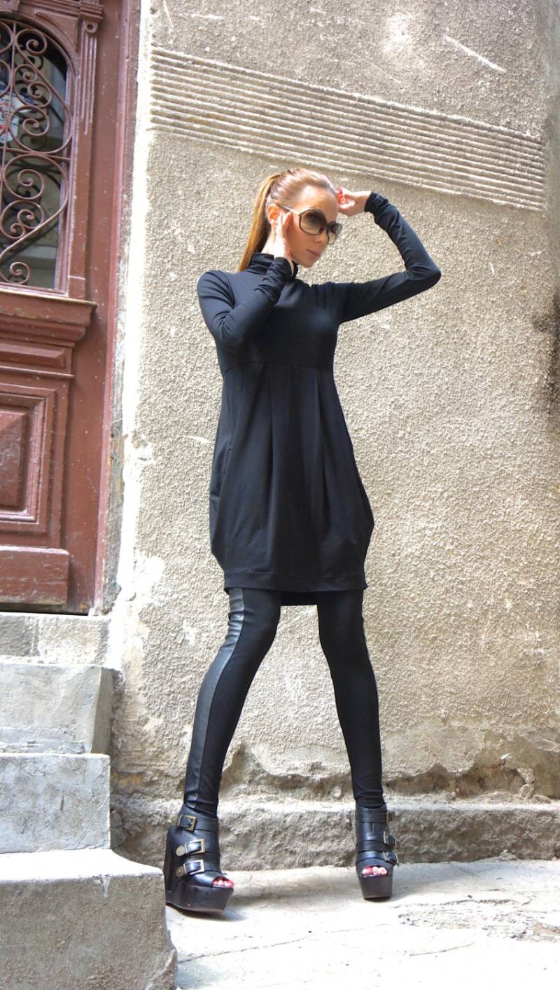 Schwarz Tunika Top Baumwolle Langarm Bluse Mit Taschen von Aakasha