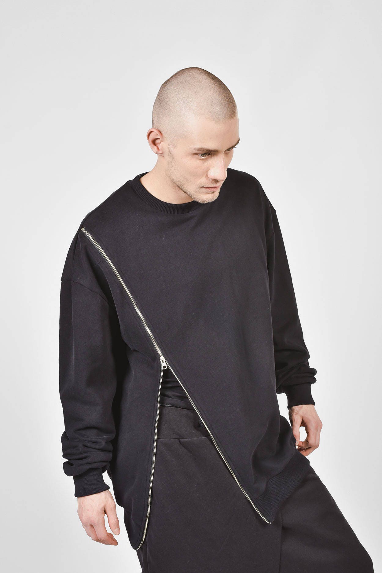 Neue 2016 Baumwolle Schwarz Weiches Langarm-Sweatshirt Von Aakashamen A08549M Neue 2016 Baumwolle Schwarz Weiches Langarm-Sweatshirt Von Aakashamen A08549M von AakashaMen
