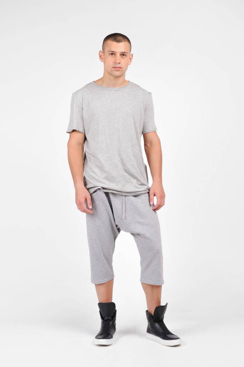 Neue Lockere Lässige Hose Mit Tiefem Schritt Von Aakashamen A05567M Neue Lockere Lässige Hose Mit Tiefem Schritt Von Aakashamen A05567M von AakashaMen