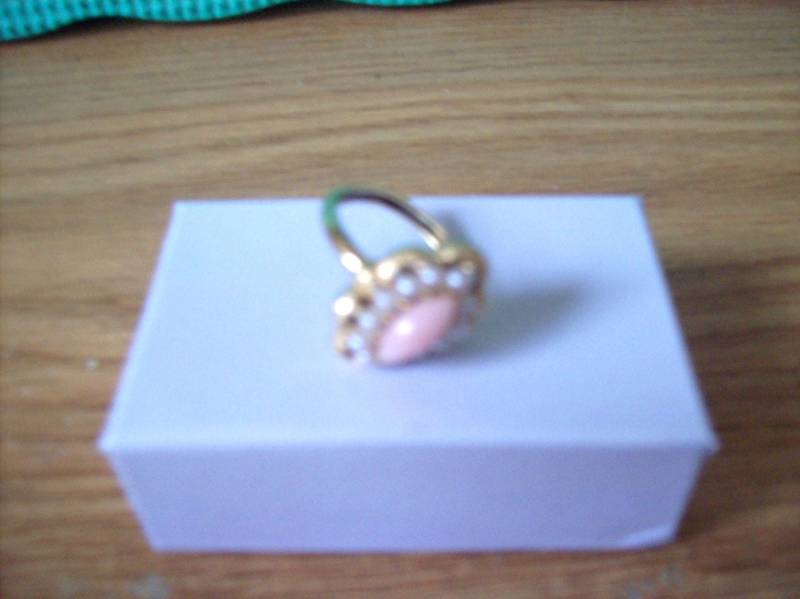 Avon Vintage Ring Mit Koralle Und Perle. Aus Den 1970Er Jahren von AamusAttic