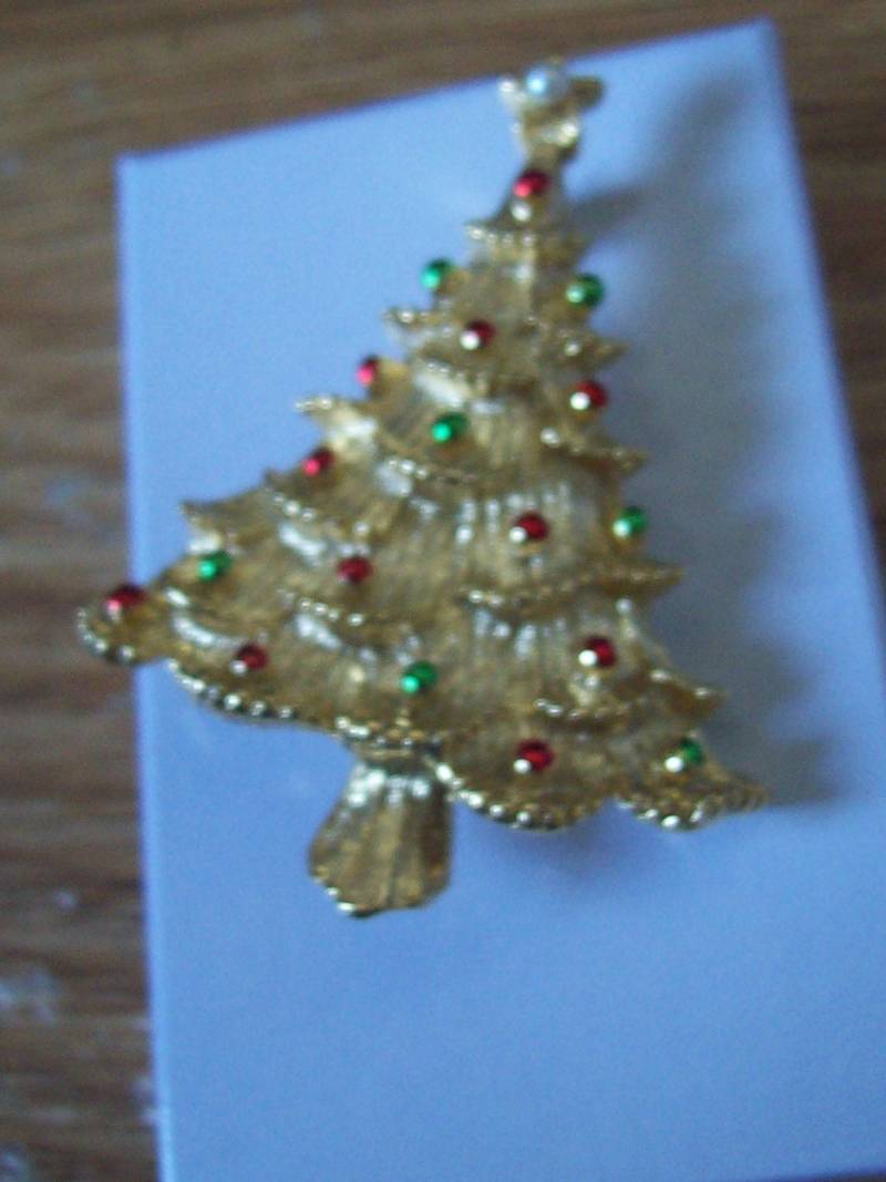 Gerry's Signierte, Weihnachtsbaum-Brosche von AamusAttic