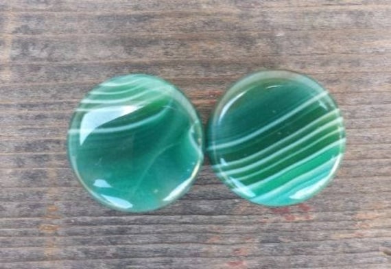Ein Paar Echte Grüne Achat Plugs Gauges Körperschmuck Double Flared - Pick Size von AandSCrystals