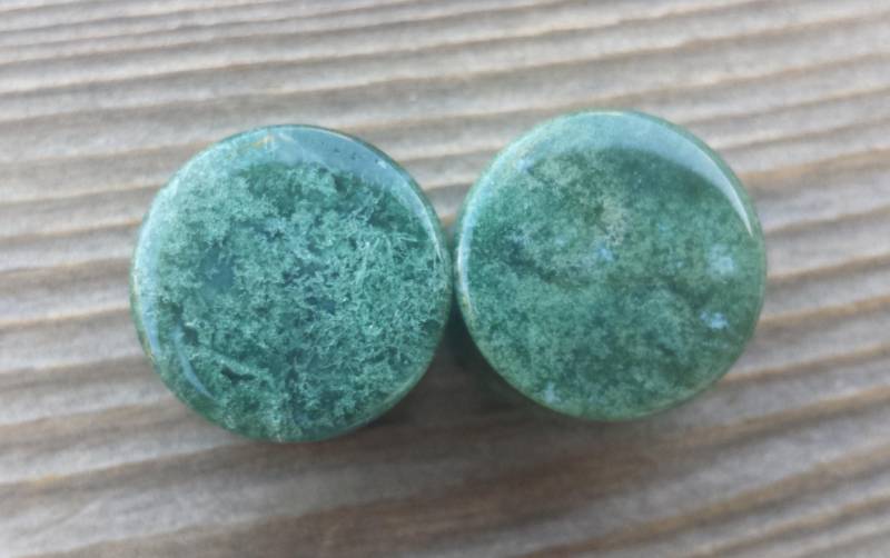 Ein Paar Echte Moosachate Flache Plugs Gauges Körperschmuck Double Flared - Pick Size von AandSCrystals