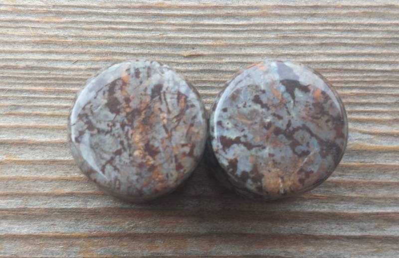 Ein Paar Echte Naodelite Flache Plugs Gauges Körperschmuck Double Flared - Pick Size von AandSCrystals